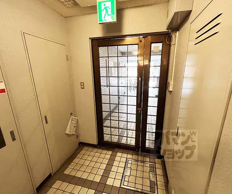 ロイヤルプラザ御幸町の外観写真