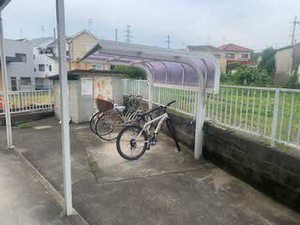 南海泉北線 和泉中央駅 徒歩28分 2階建 築37年の外観写真