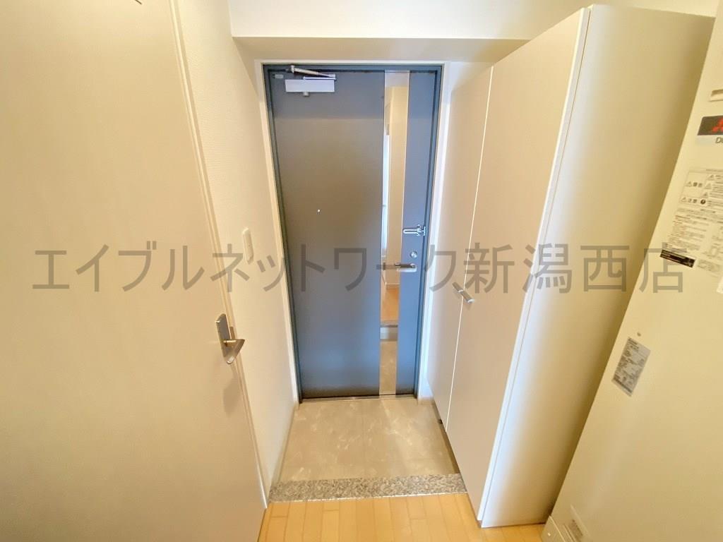 玄関　参考写真