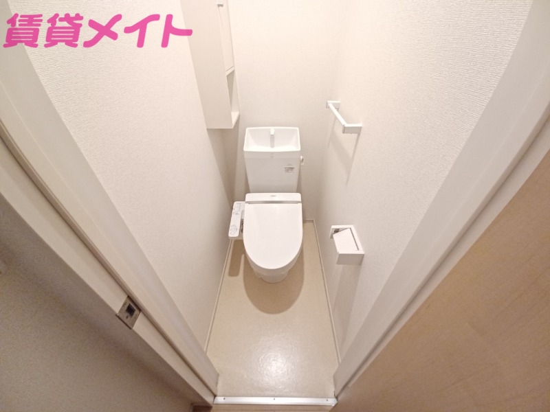 トイレ　同タイプの部屋写真です