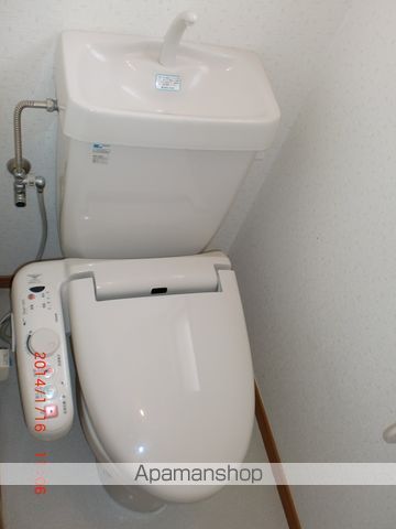 コンフォートタウン B棟のトイレ写真