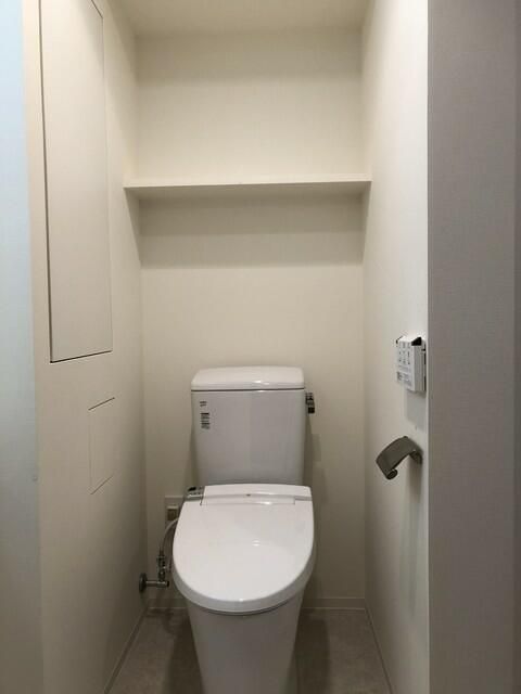 東急田園都市線 池尻大橋駅 徒歩6分 10階建 築9年のトイレ写真