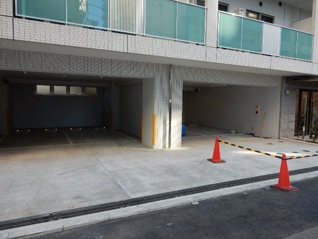 駐車場　★駐車場★※空要確認
