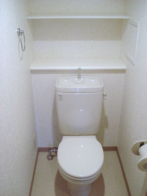 東武東上線 ふじみ野駅 徒歩4分 5階建 築22年のトイレ写真