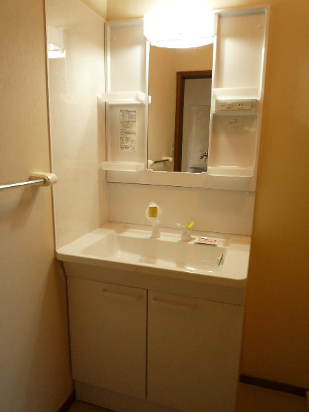 洗面設備　ワイドシャンプードレッサー（新品）