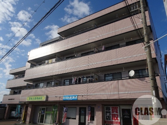 堺市東区草尾のマンションの建物外観