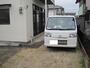 庭　軽自動車は駐車できます。
