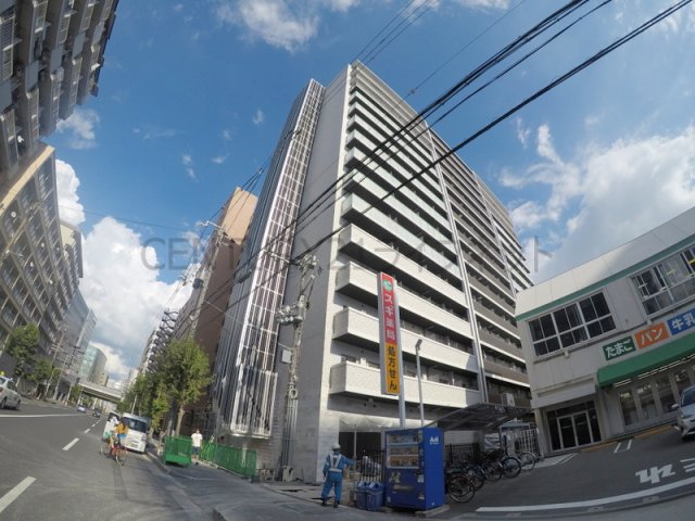 ディームス新大阪の建物外観