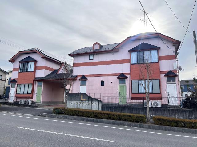 郡山市八山田のアパートの建物外観