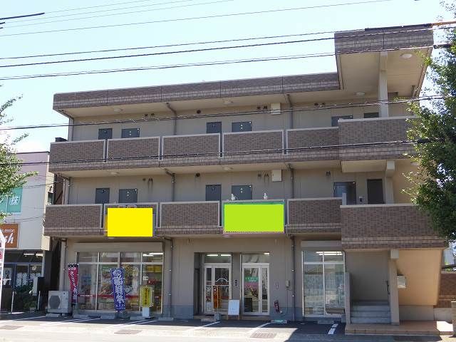 【新居浜市東雲町のマンションの建物外観】