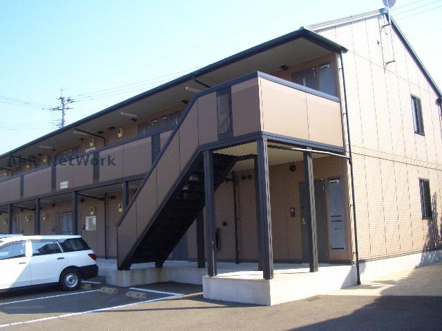 大村市池田のアパートの建物外観