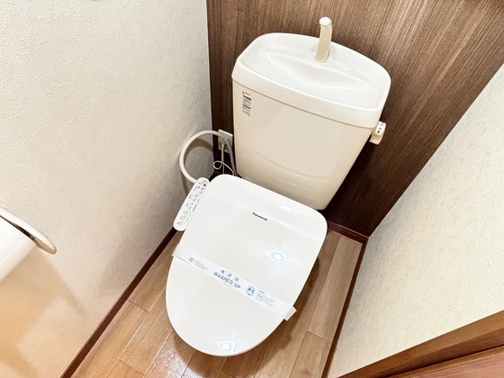 トイレ　シャワー付きトイレ