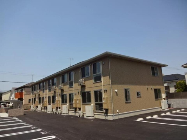 【松山市古川南のアパートの建物外観】