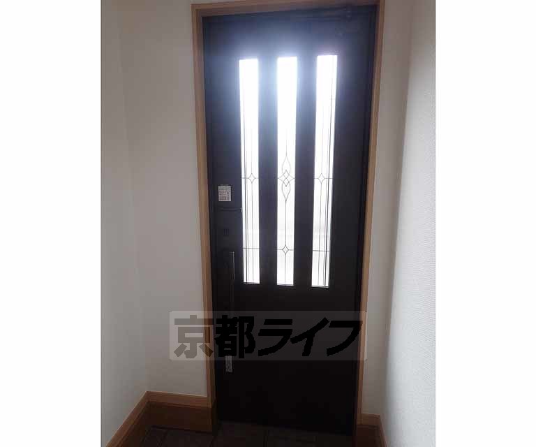 その他設備　しっかりとしたドアです。