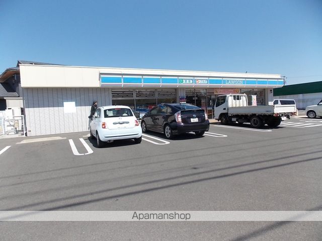 コンビニ　ローソン江南市役所東店（コンビニ）まで413m