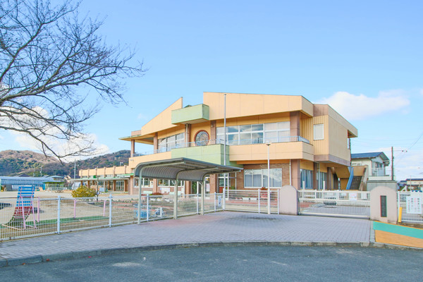 【岡山市東区瀬戸町下のアパートの幼稚園・保育園】