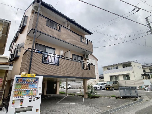 建物外観　現況と異なる場合は現況を優先します。