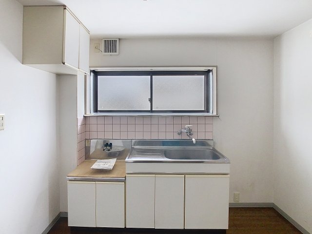 キッチン　2025年4月撮影※現況を優先致します。