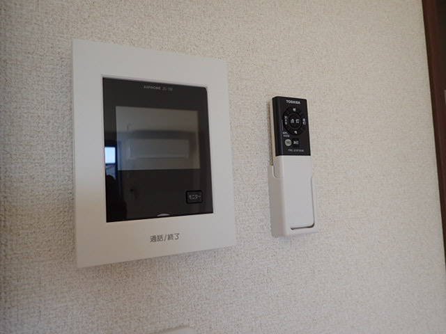 セキュリティ　モニター付インターホン