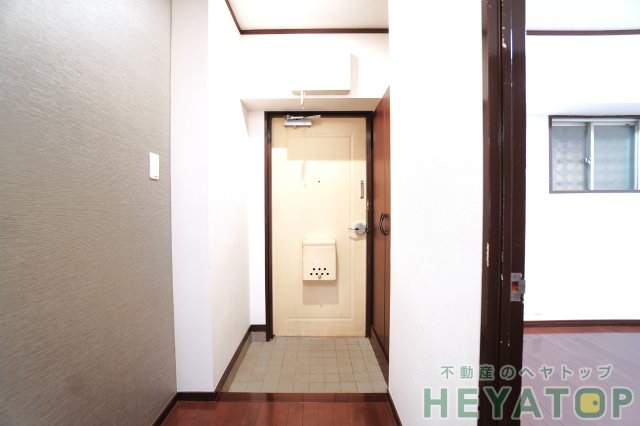 玄関　シューズボックス付き玄関