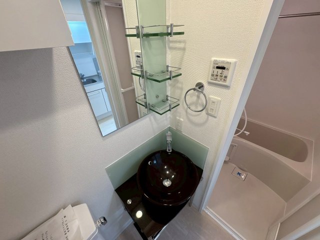 洗面設備　使いやすい洗面所です