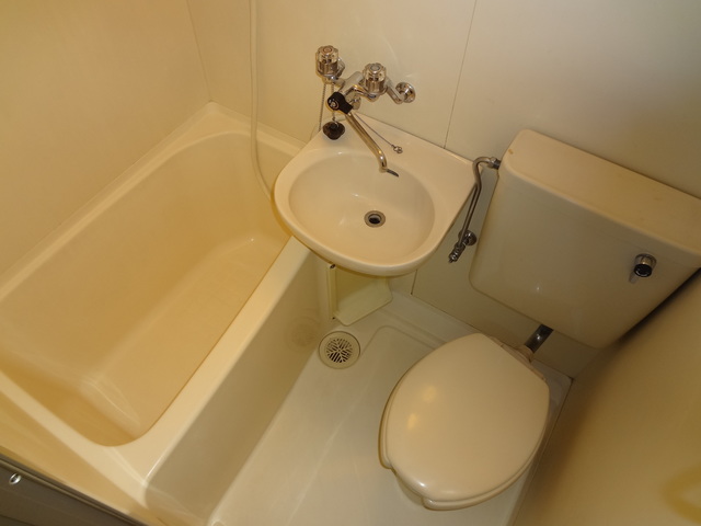バス・シャワールーム　別号室