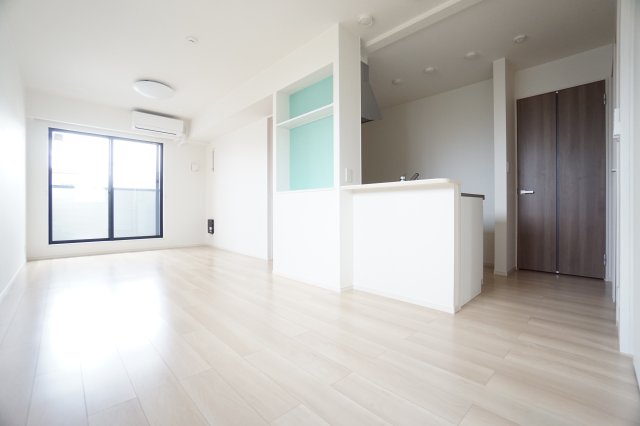 居室・リビング　※同タイプの写真です。