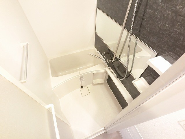 バス・シャワールーム　室内は現状を優先します