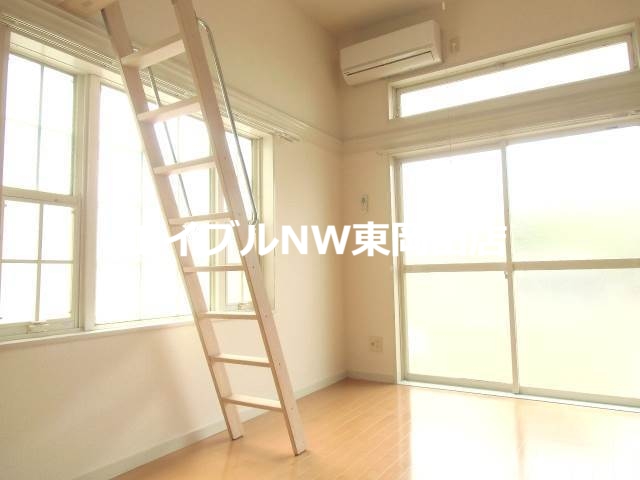 居室・リビング　洋室