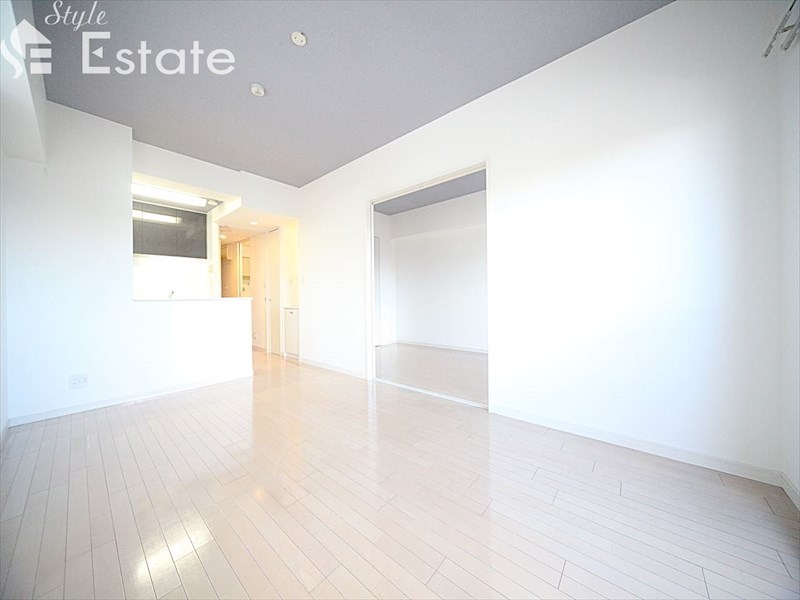 居室・リビング　内装