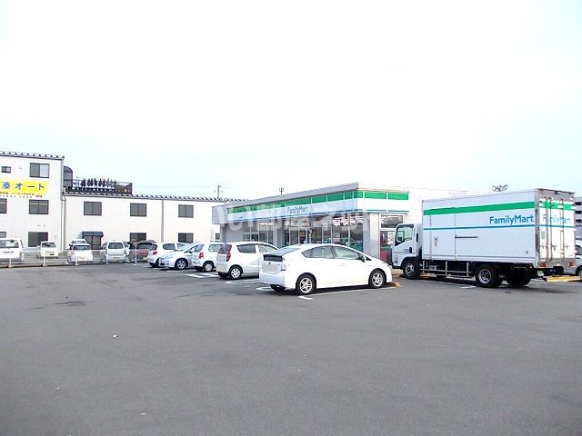 コンビニ　ファミリーマート金沢無量寺店（コンビニ）まで509m