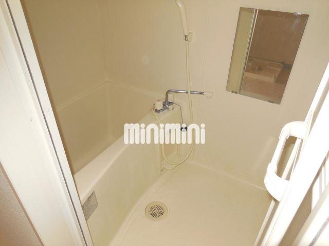 バス・シャワールーム　きれいなバスルームです