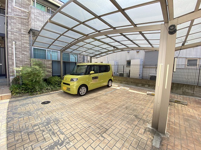 駐車場　敷地内駐車場！