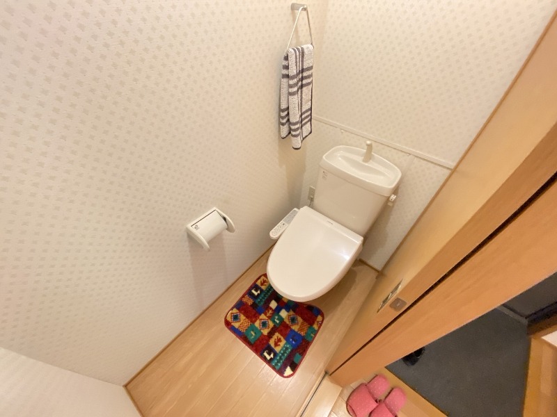 トイレ　ウォシュレット！