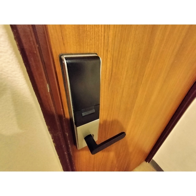 セキュリティ　玄関電子キー