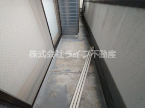 バルコニー　お洗濯にも便利なバルコニー付き