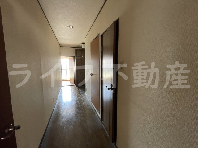 ロビー　落ち着いたロビーです