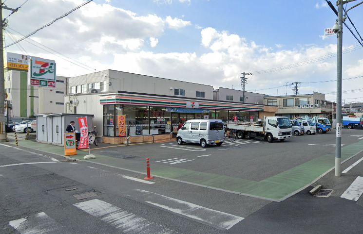 コンビニ　セブンイレブン 東大阪衣摺4丁目店（コンビニ）まで619m