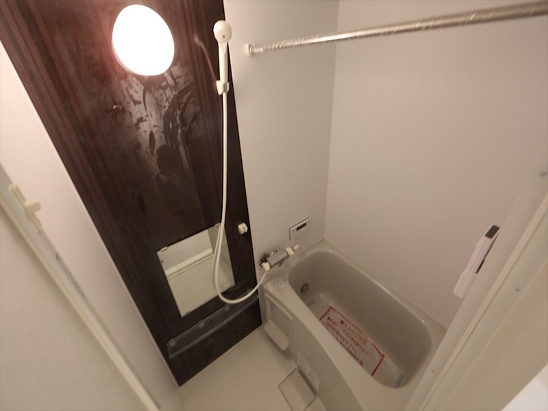 バス・シャワールーム　浴室暖房乾燥機　24時間換気機能付バスルーム　同型写真