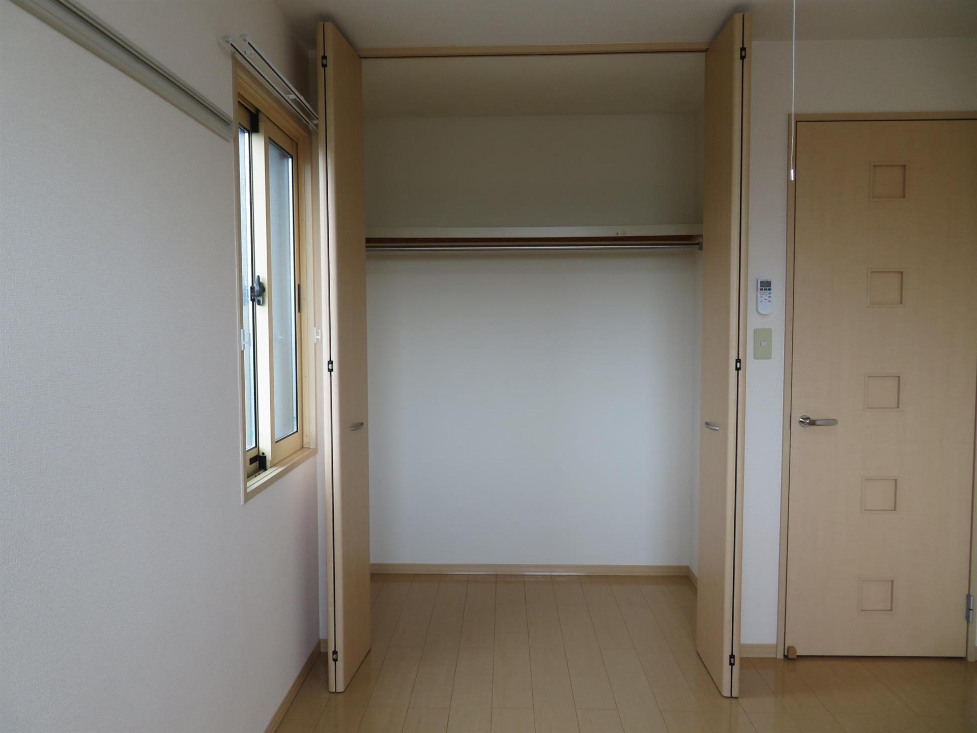 収納　全居室にクローゼットあります