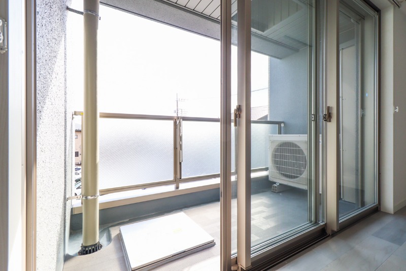 バルコニー　図面と現状に相違がある場合には現状を優先