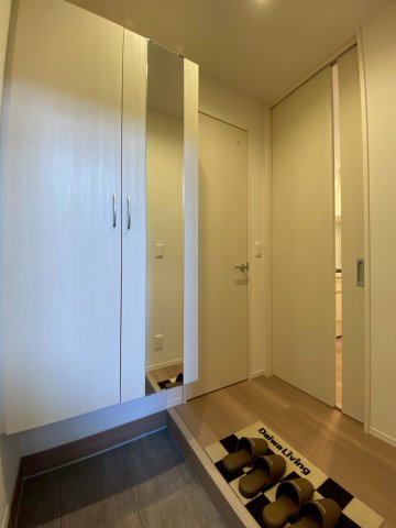 玄関　シンプルで使いやすい玄関です