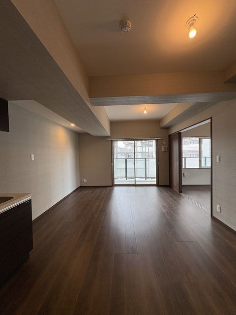 居室・リビング　ＬＤＫ約１２．７帖