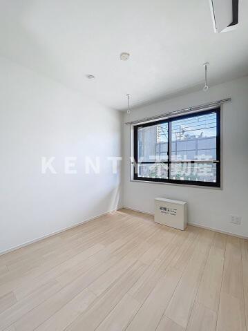 その他部屋・スペース　使い勝手のいい寝室です