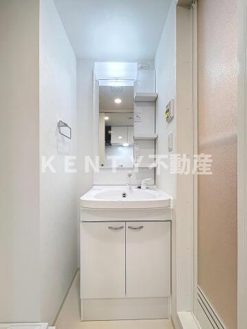 洗面設備　広い洗面スペース