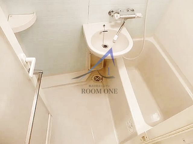 バス・シャワールーム　お風呂です。