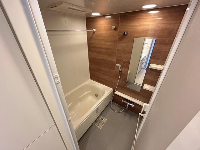 バス・シャワールーム