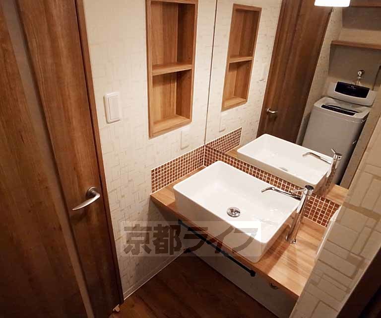 洗面設備　リノベーション部屋