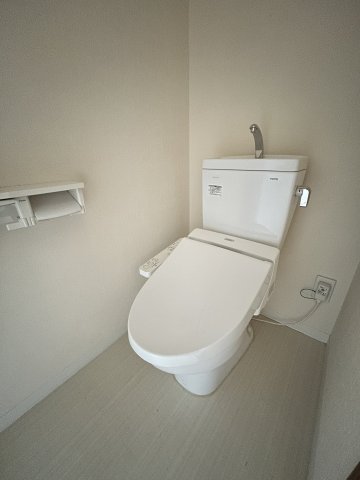 トイレ　※同物件別部屋参考写真