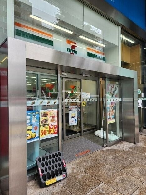 コンビニ　セブンイレブン上野1丁目店（コンビニ）まで188m